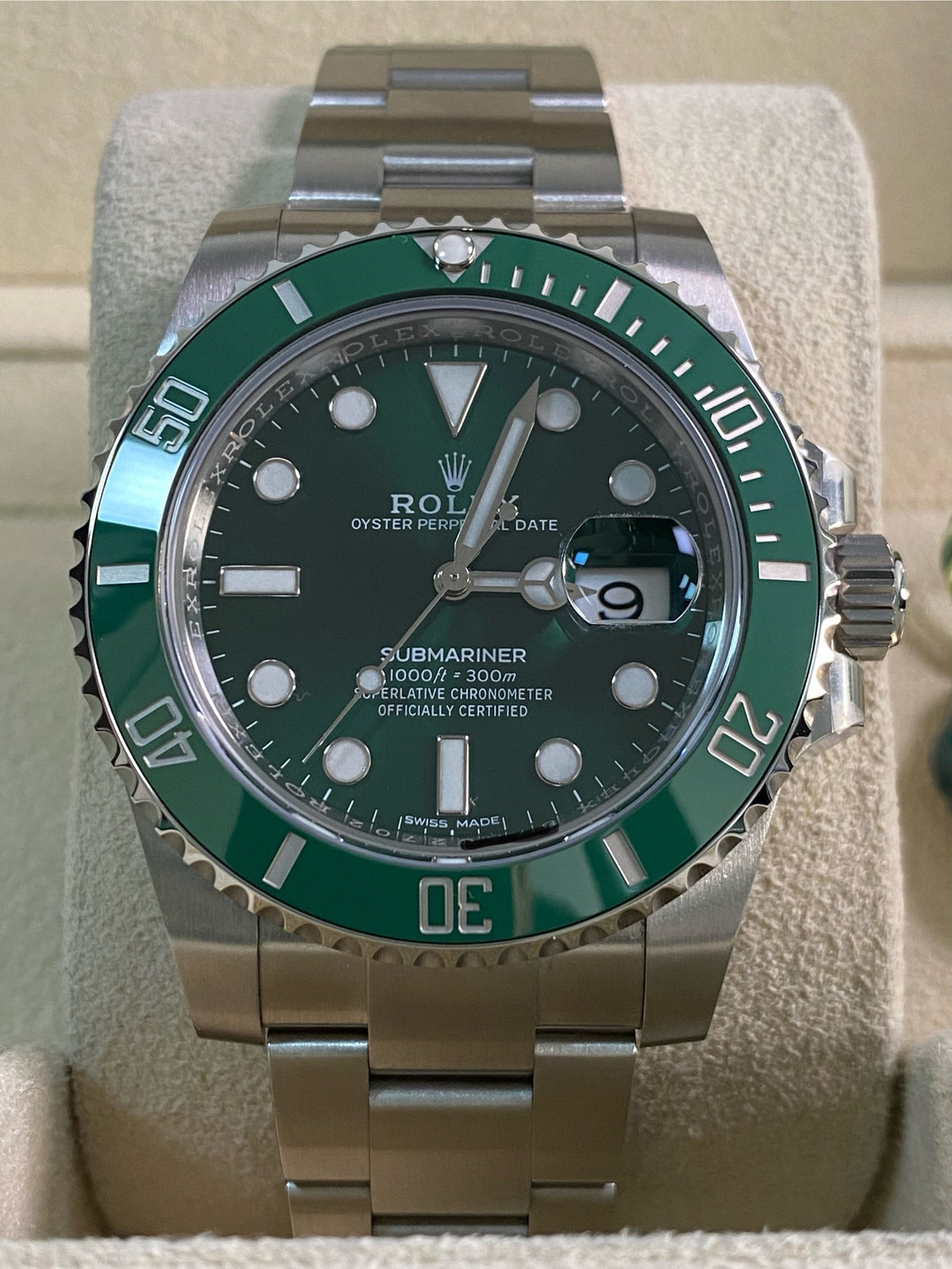 Rolex Steel Submariner Date - 2019 - "Hulk" - 116610LV *NOS*