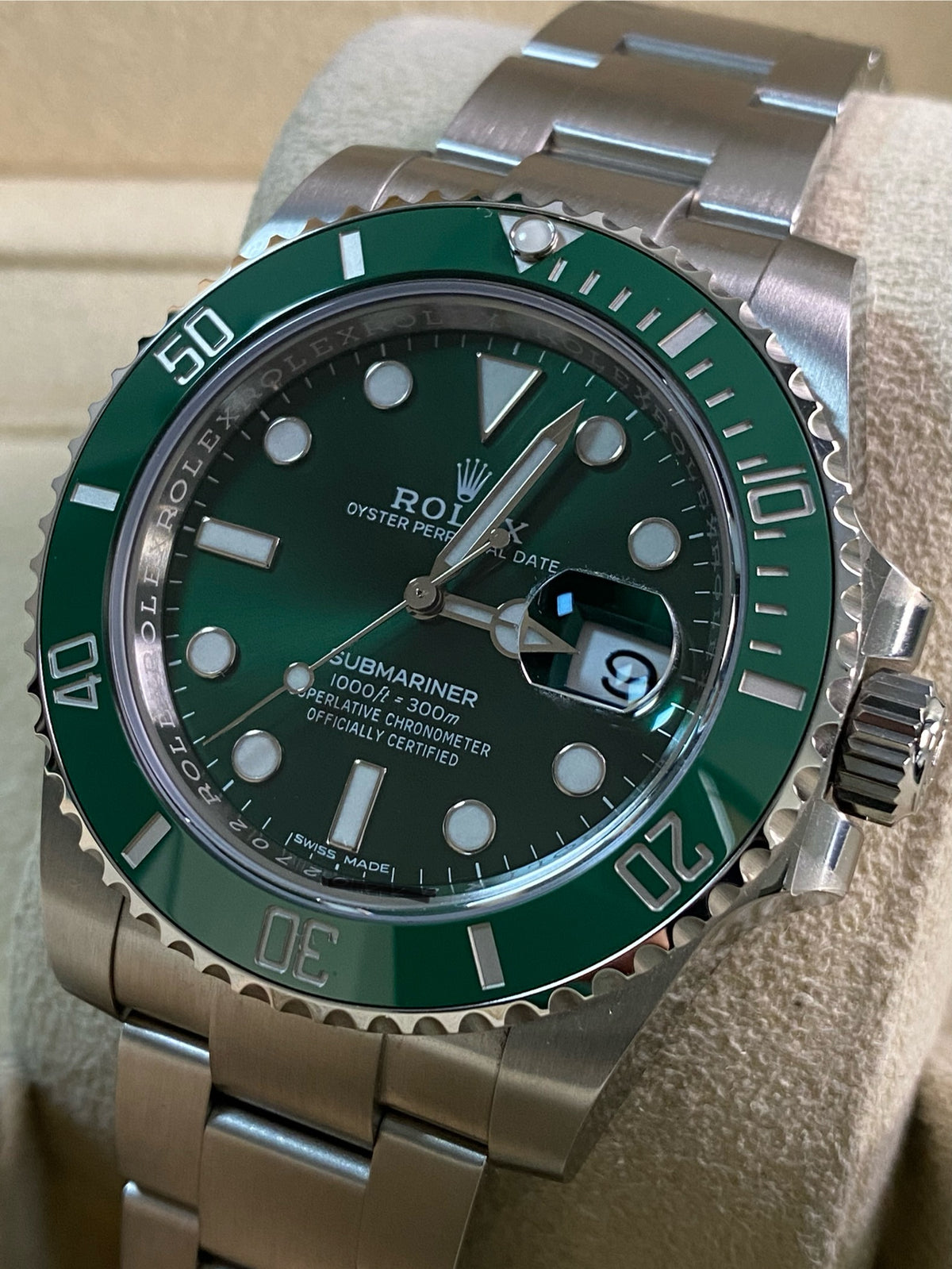 Rolex Steel Submariner Date - 2019 - "Hulk" - 116610LV *NOS*