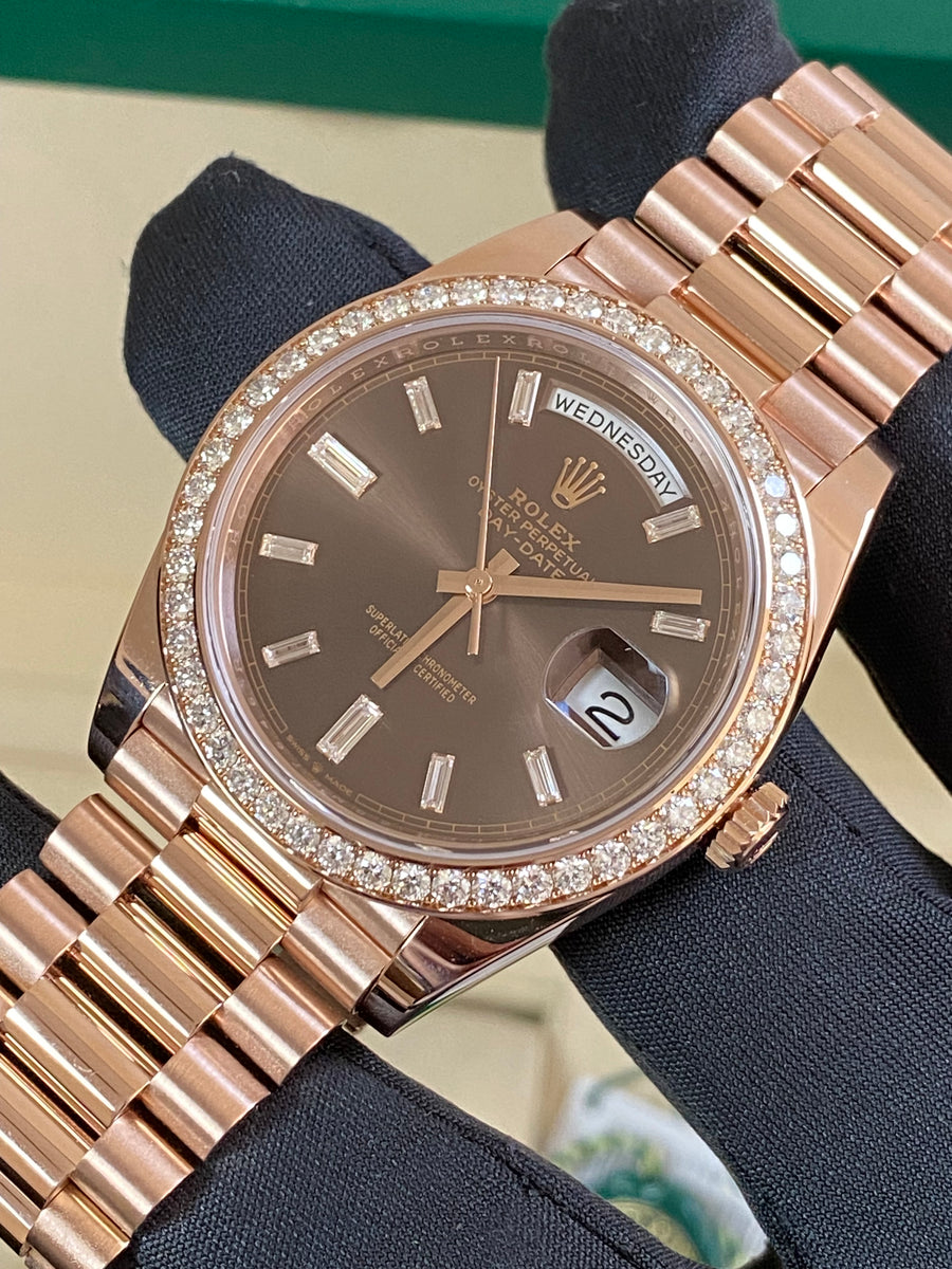 Rolex Everose Gold Day-Date 40 - 2018 - Diamond-Set Bezel - Chocolate Baguette Dial - President Bracelet - 228345RBR *FULL SET*