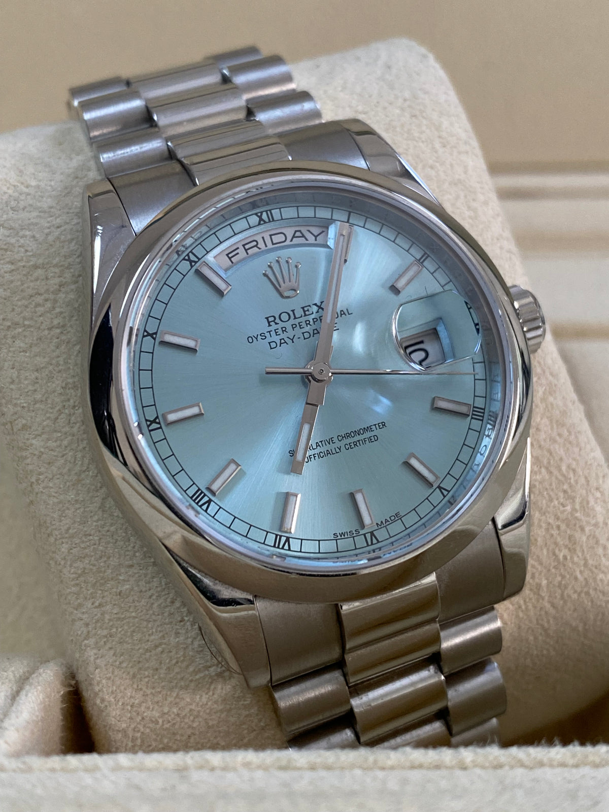 Rolex Platinum Day-Date 36 - 2015 - Domed Bezel - Ice Blue Dial - President Bracelet - 118206 *UNPOLISHED*