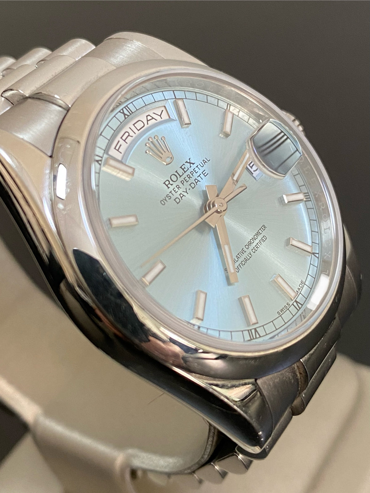 Rolex Platinum Day-Date 36 - 2015 - Domed Bezel - Ice Blue Dial - President Bracelet - 118206 *UNPOLISHED*