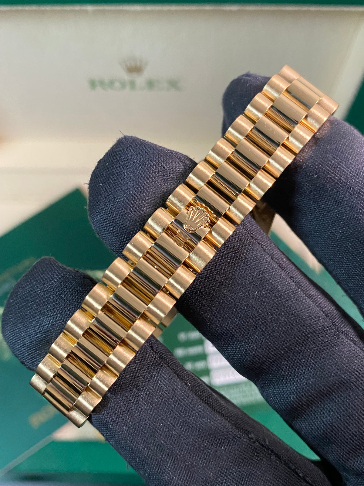 Rolex Yellow Gold Lady-Datejust - 2010 - Fluted Bezel - Factory Diamond Dial - President Bracelet - 179178 *FULLS SET*