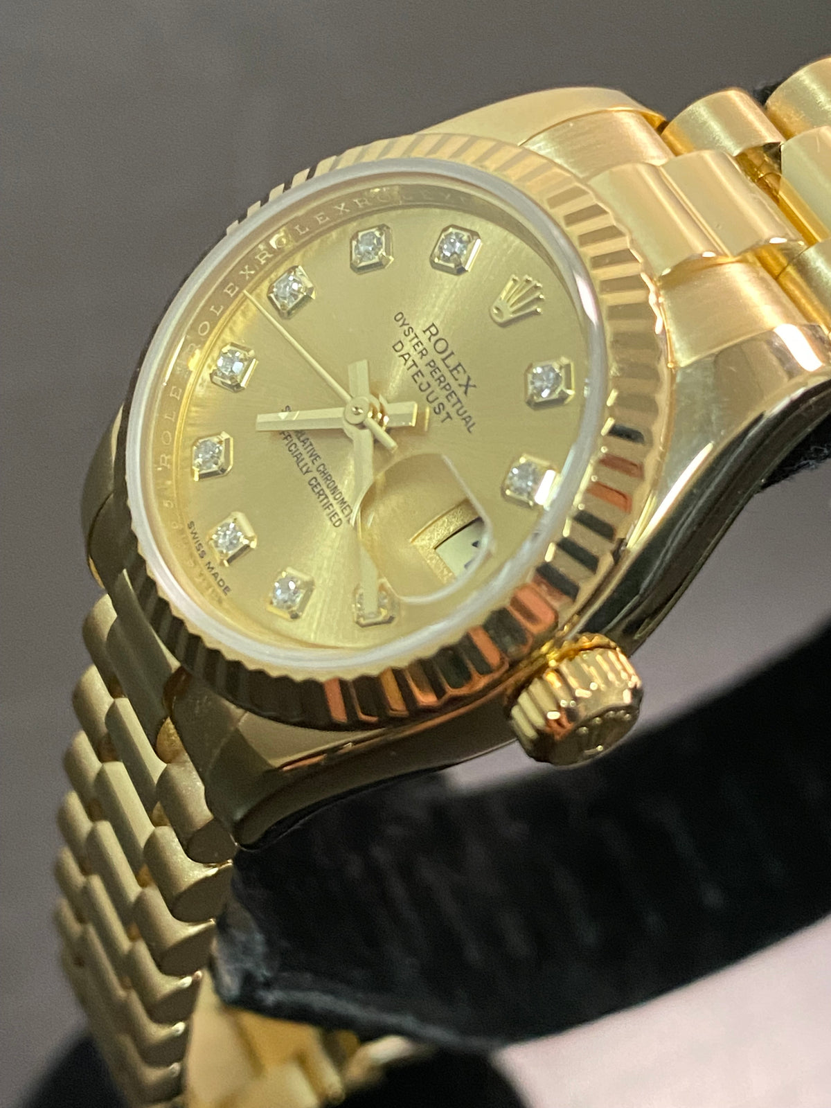 Rolex Yellow Gold Lady-Datejust - 2010 - Fluted Bezel - Factory Diamond Dial - President Bracelet - 179178 *FULLS SET*