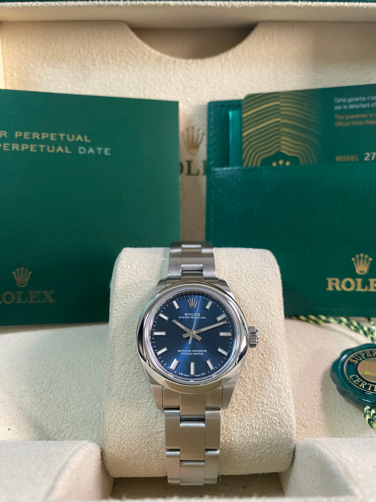 Rolex Oyster Perpetual 28 - 2023 - Domed Bezel - Blue Index Dial - Oyster Bracelet - 276200 *FULL SET*