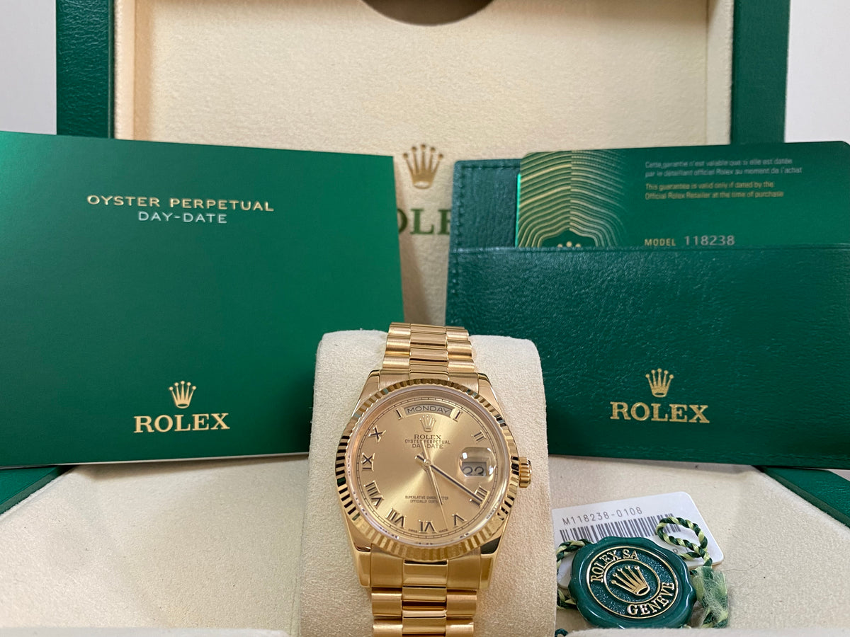 Rolex Yellow Gold Day-Date 36 - 2021 - Fluted Bezel - Champagne Roman Dial - President Bracelet - 118238 *NEW STYLE CARD*