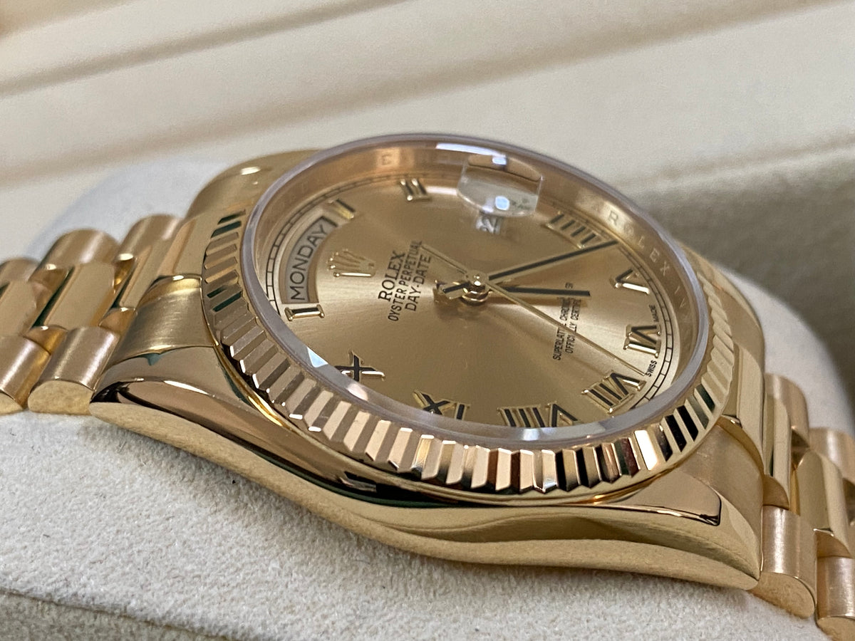 Rolex Yellow Gold Day-Date 36 - 2021 - Fluted Bezel - Champagne Roman Dial - President Bracelet - 118238 *NEW STYLE CARD*