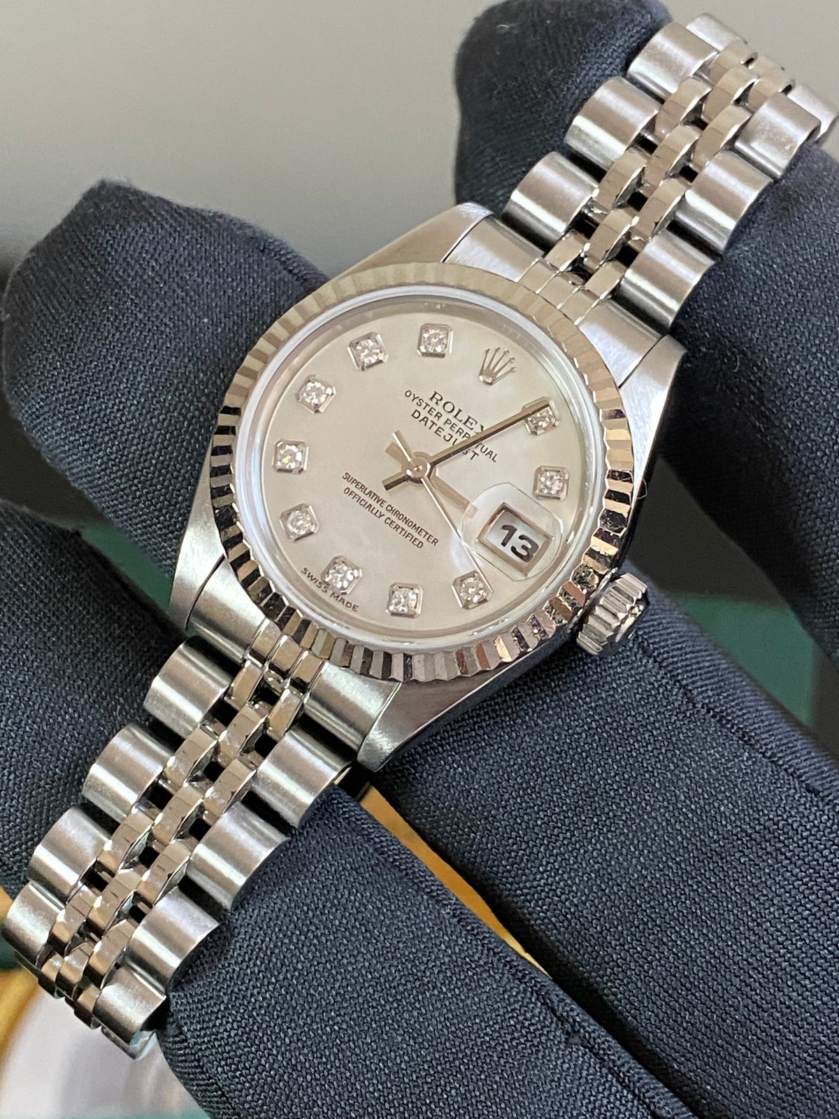 Rolex Steel Lady-Datejust - U serial- Fluted Bezel - Mother of Pearl Diamond Dial - Jubilee Bracelet - 69174