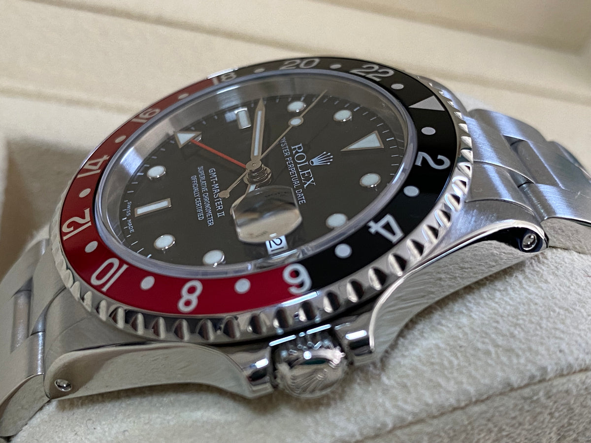 Rolex Steel GMT-Master II - K serial - "Coke" Pre Ceramic Bezel - Black Dial - Oyster Bracelet - 16710