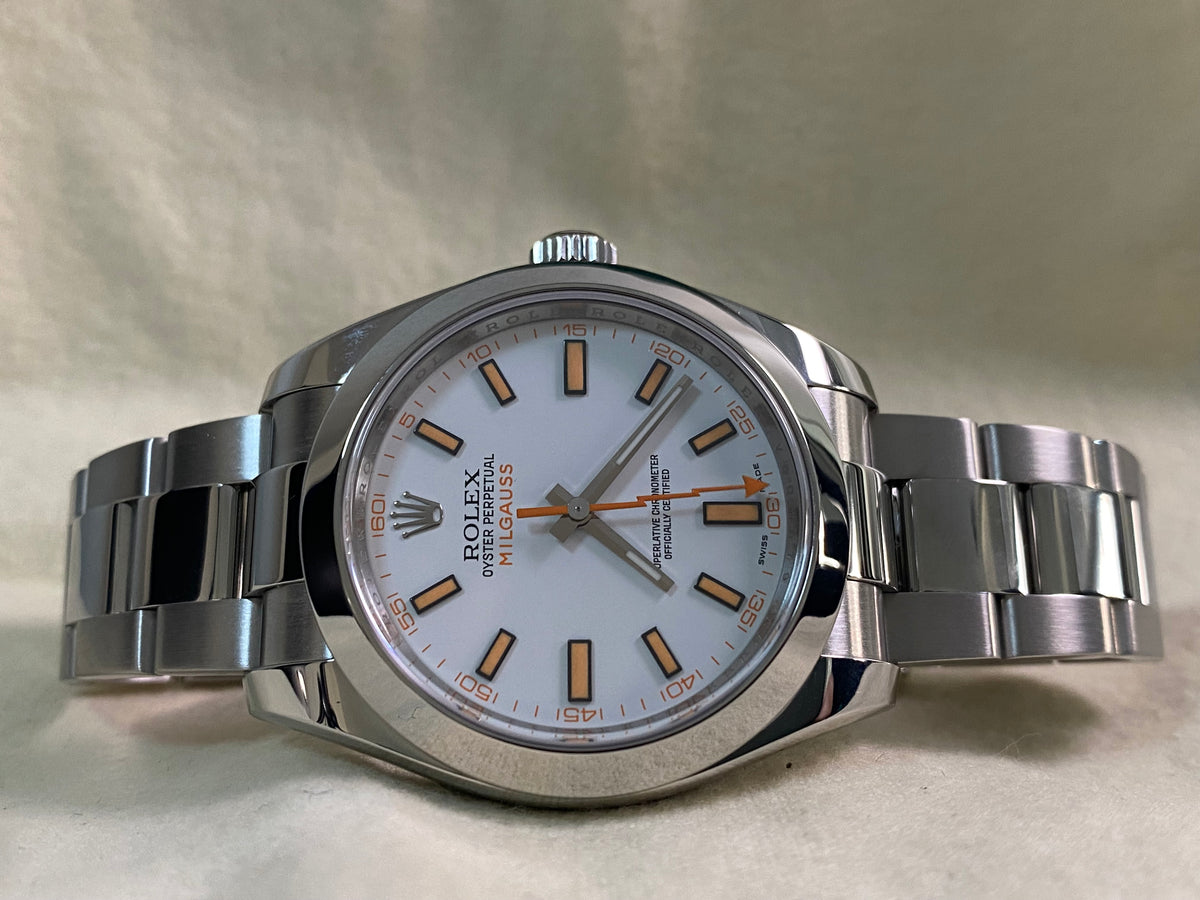 Rolex Milgauss - 2018 - White Dial & Orange Accents - 116400 *FULL SET*