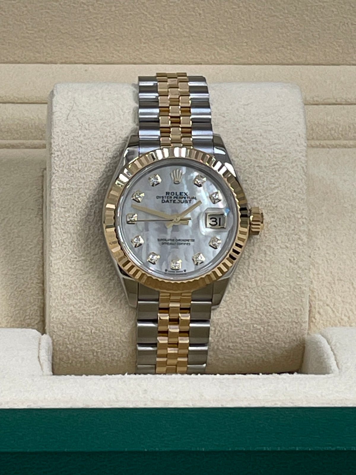 Rolex Steel and Yellow Gold Lady-Datejust - 2023 - Fluted Bezel - White Mother-Of-Pearl Diamond Dial - Jubilee Bracelet - 279173