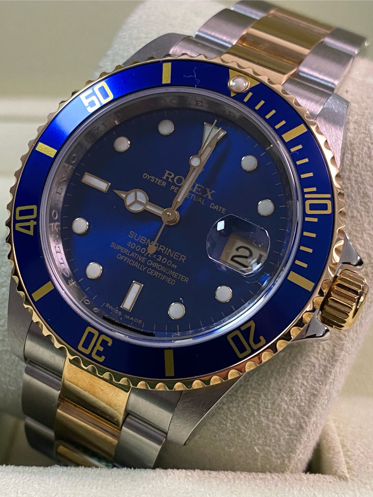 Rolex Steel and Yellow Gold Submariner Date - 2007 - "Bluesy" Pre Ceramic Bezel -Oyster Bracelet - 16613 *FULL SET*