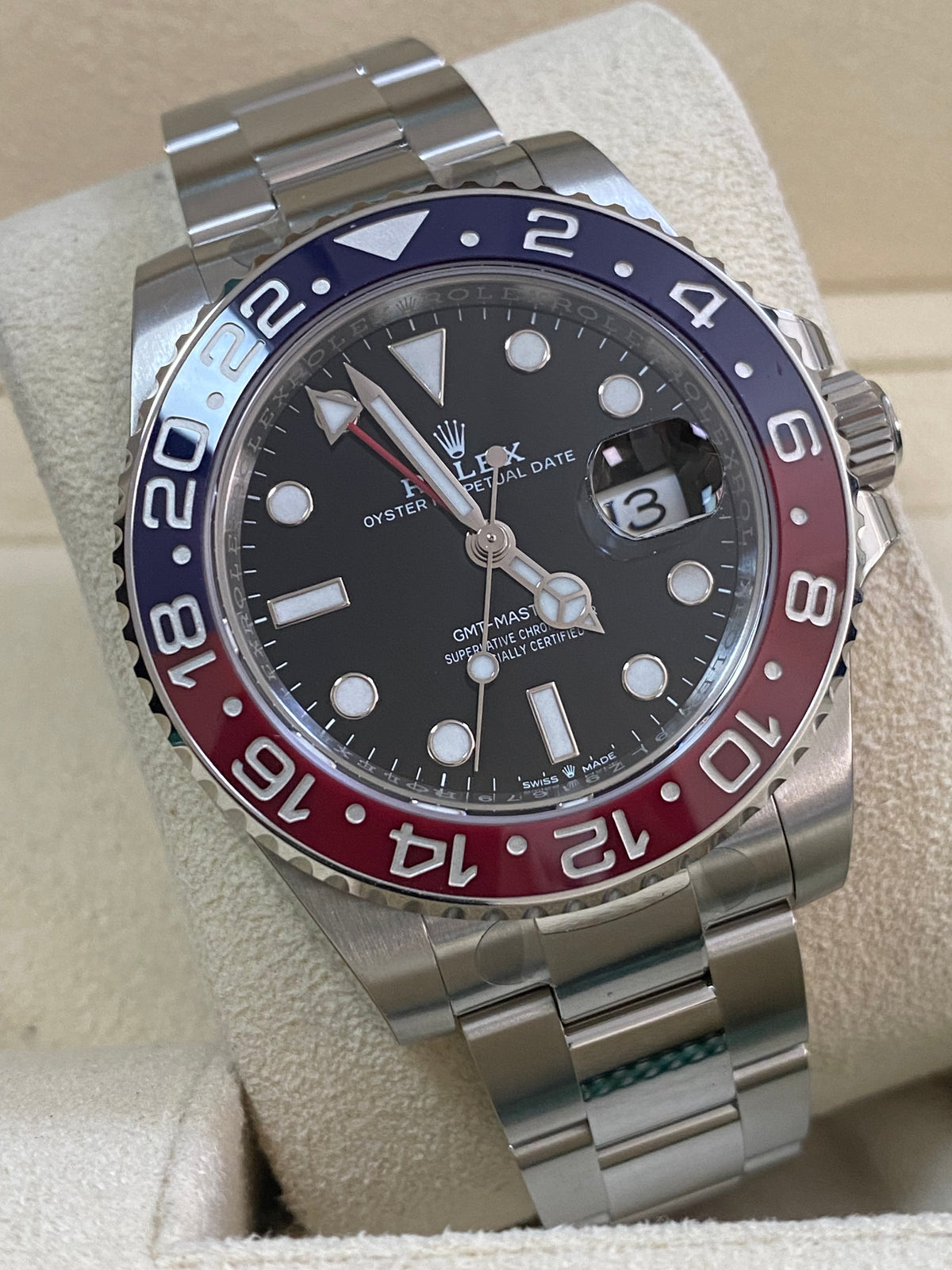 Rolex Oystersteel GMT-Master II - 2023 -"Pepsi" - Black Dial - Oyster Bracelet - 126710BLRO *FULL STICKERS*