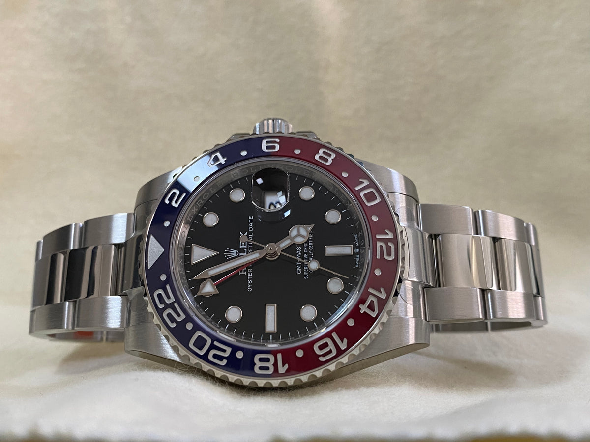 Rolex Oystersteel GMT-Master II - 2023 -"Pepsi" - Black Dial - Oyster Bracelet - 126710BLRO *FULL STICKERS*