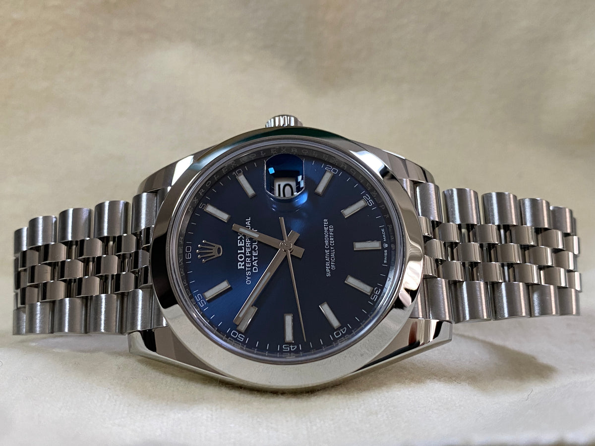 Rolex Steel Datejust 41 - 2020 - Smooth Bezel - Blue Index Dial - Jubilee Bracelet - 126300 *FULL SET*