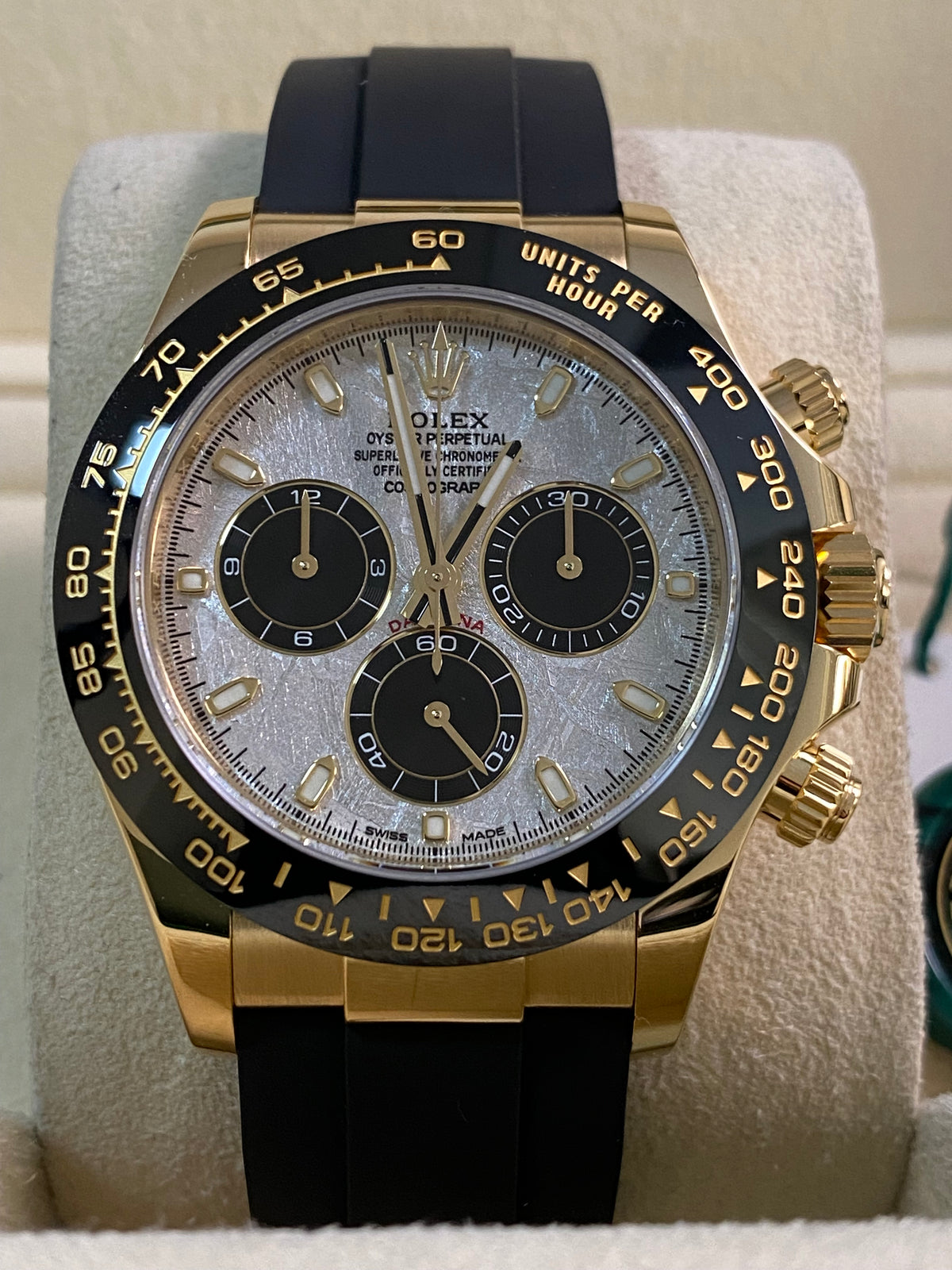 Rolex Yellow Gold Cosmograph Daytona - 2022 - Meteorite Dial - Oysterflex - 116518LN *FULL SET*