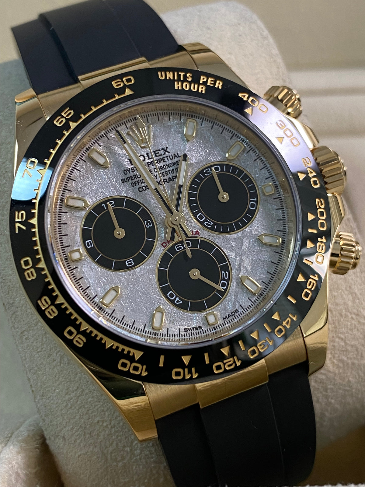 Rolex Yellow Gold Cosmograph Daytona - 2022 - Meteorite Dial - Oysterflex - 116518LN *FULL SET*