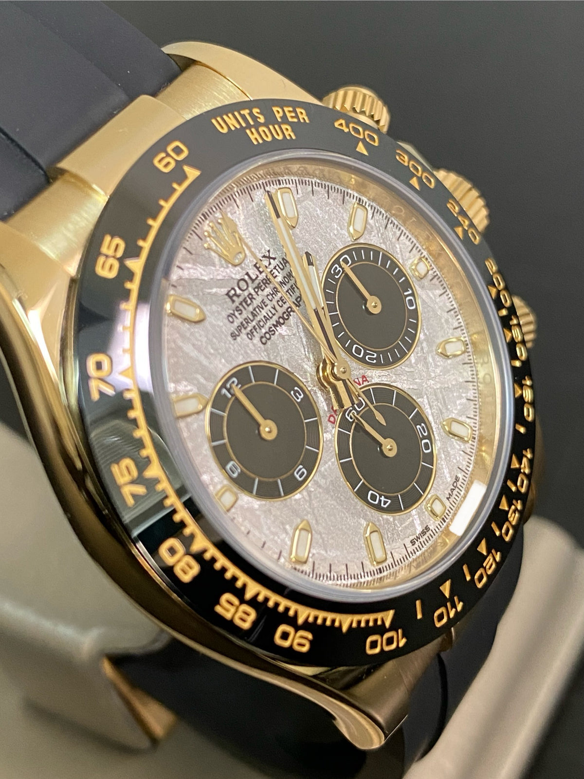 Rolex Yellow Gold Cosmograph Daytona - 2022 - Meteorite Dial - Oysterflex - 116518LN *FULL SET*