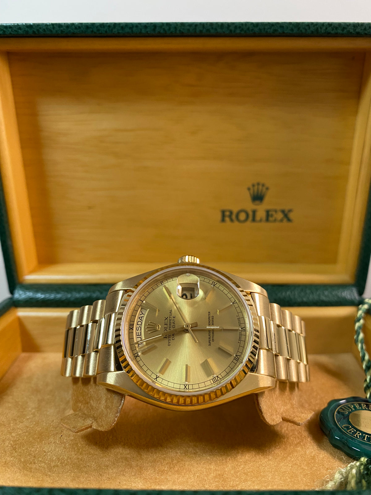 Rolex Yellow Gold Day-Date 36 - 1981 - Fluted Bezel - Champagne Dial - President Bracelet - 18038