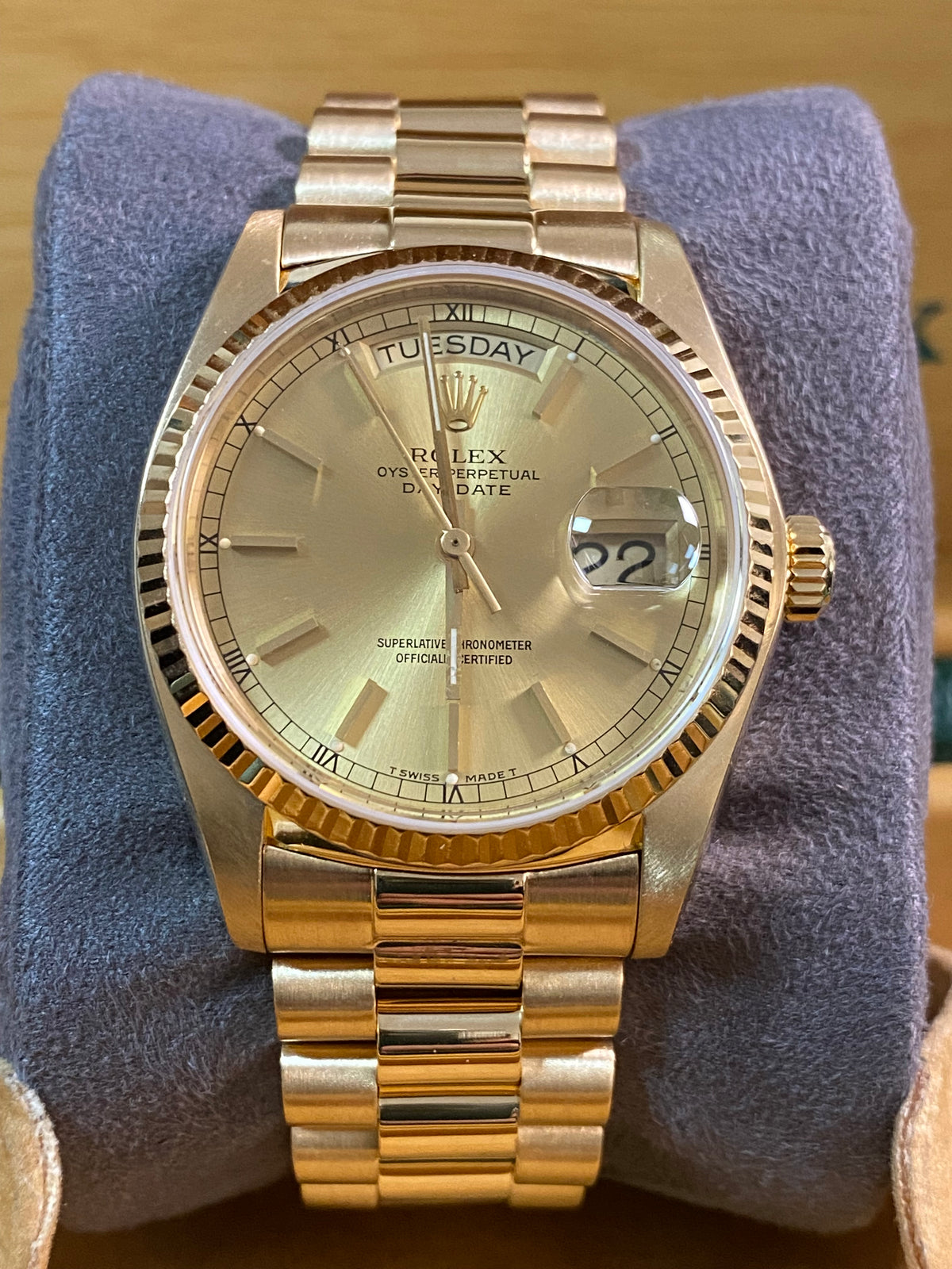 Rolex Yellow Gold Day-Date 36 - 1981 - Fluted Bezel - Champagne Dial - President Bracelet - 18038