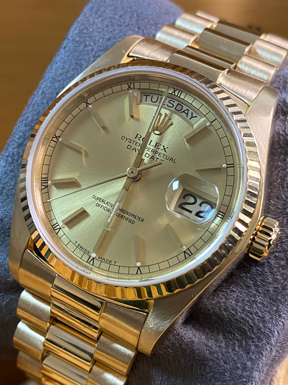 Rolex Yellow Gold Day-Date 36 - 1981 - Fluted Bezel - Champagne Dial - President Bracelet - 18038