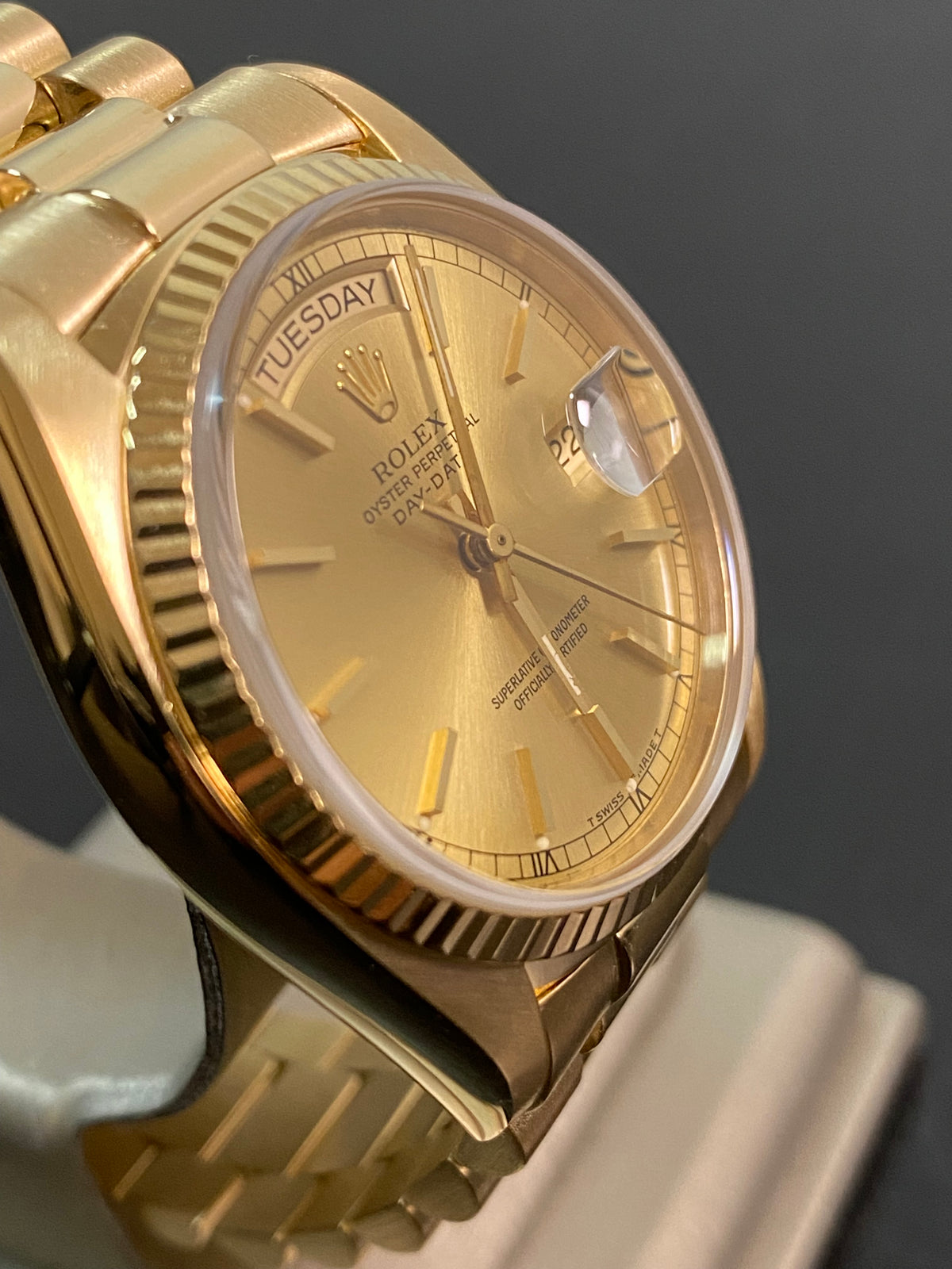 Rolex Yellow Gold Day-Date 36 - 1981 - Fluted Bezel - Champagne Dial - President Bracelet - 18038