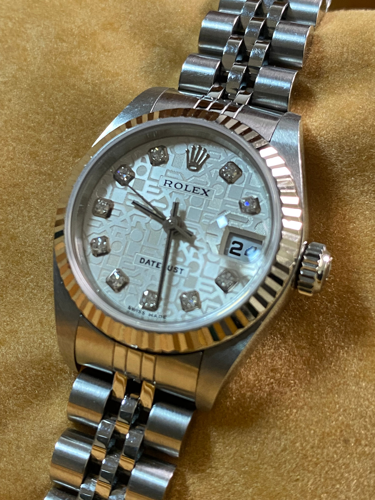 Rolex Steel Lady-Datejust - Y serial - Fluted Bezel - Anniversary Diamond Dial - Jubilee Bracelet - 79174