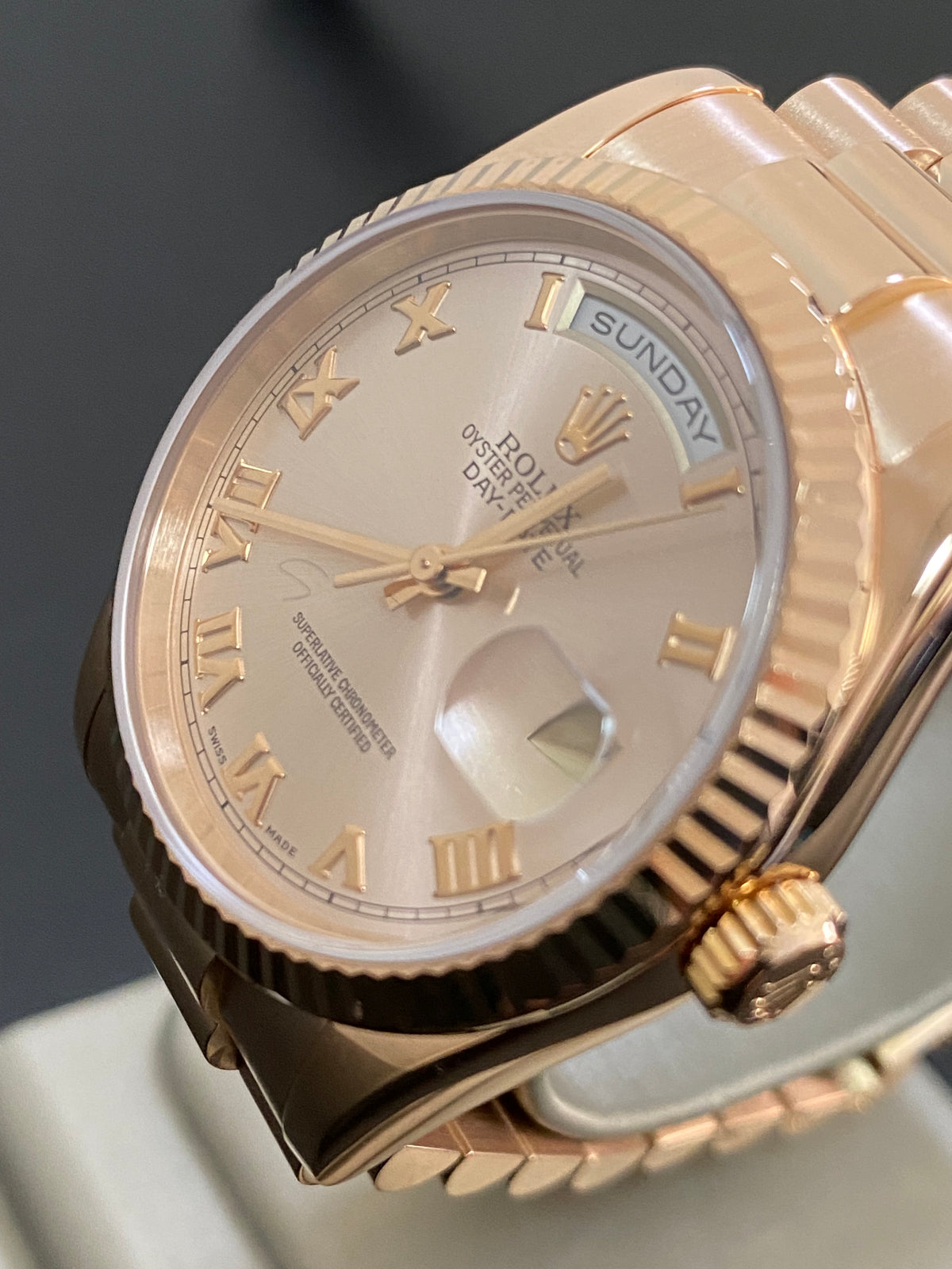 Rolex Everose Gold Day-Date 36 - K serial - Fluted Bezel - Pink Roman Dial - President Bracelet - 118235 *COMPLETE SET*