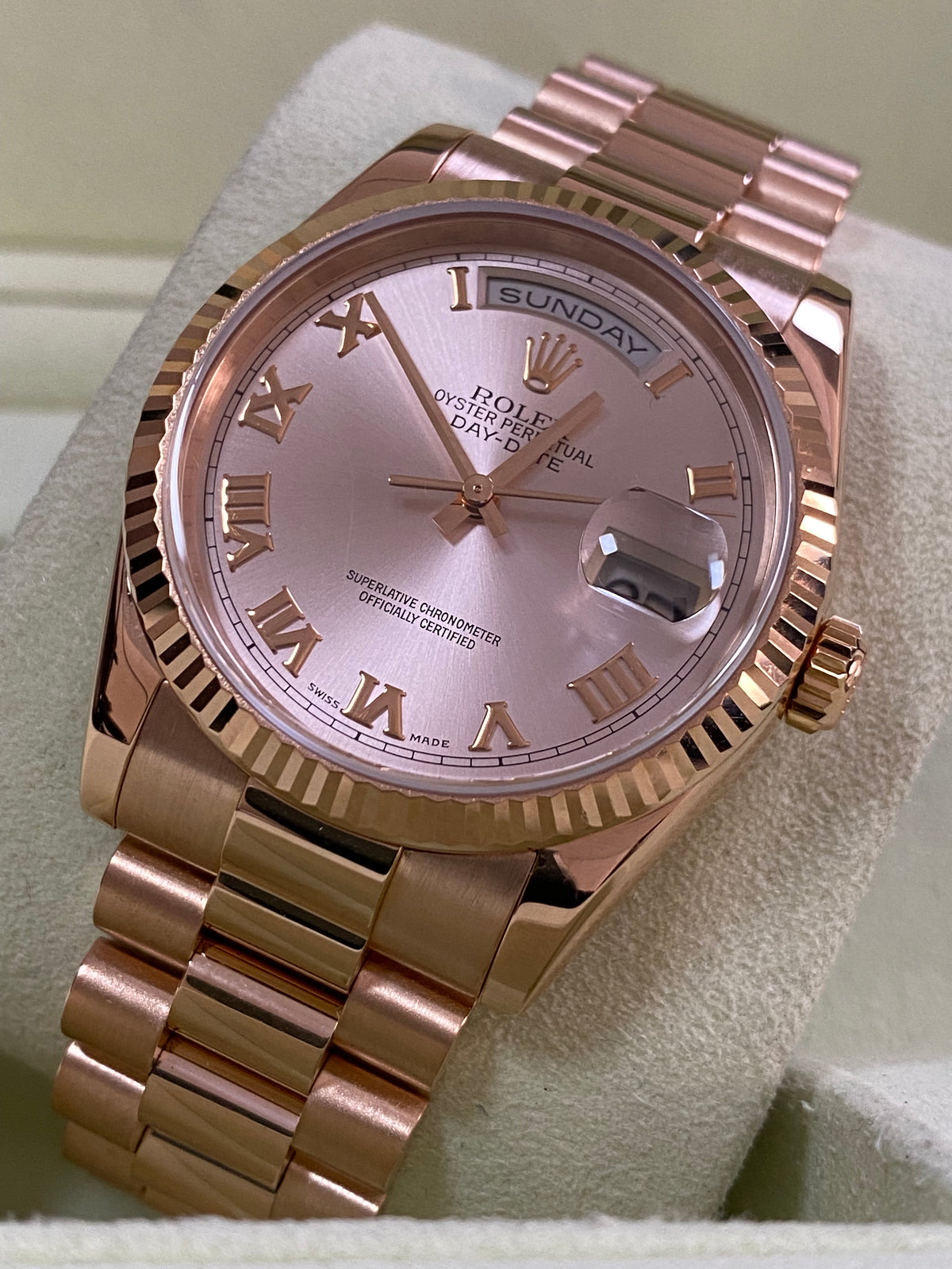 Rolex Everose Gold Day-Date 36 - K serial - Fluted Bezel - Pink Roman Dial - President Bracelet - 118235 *COMPLETE SET*