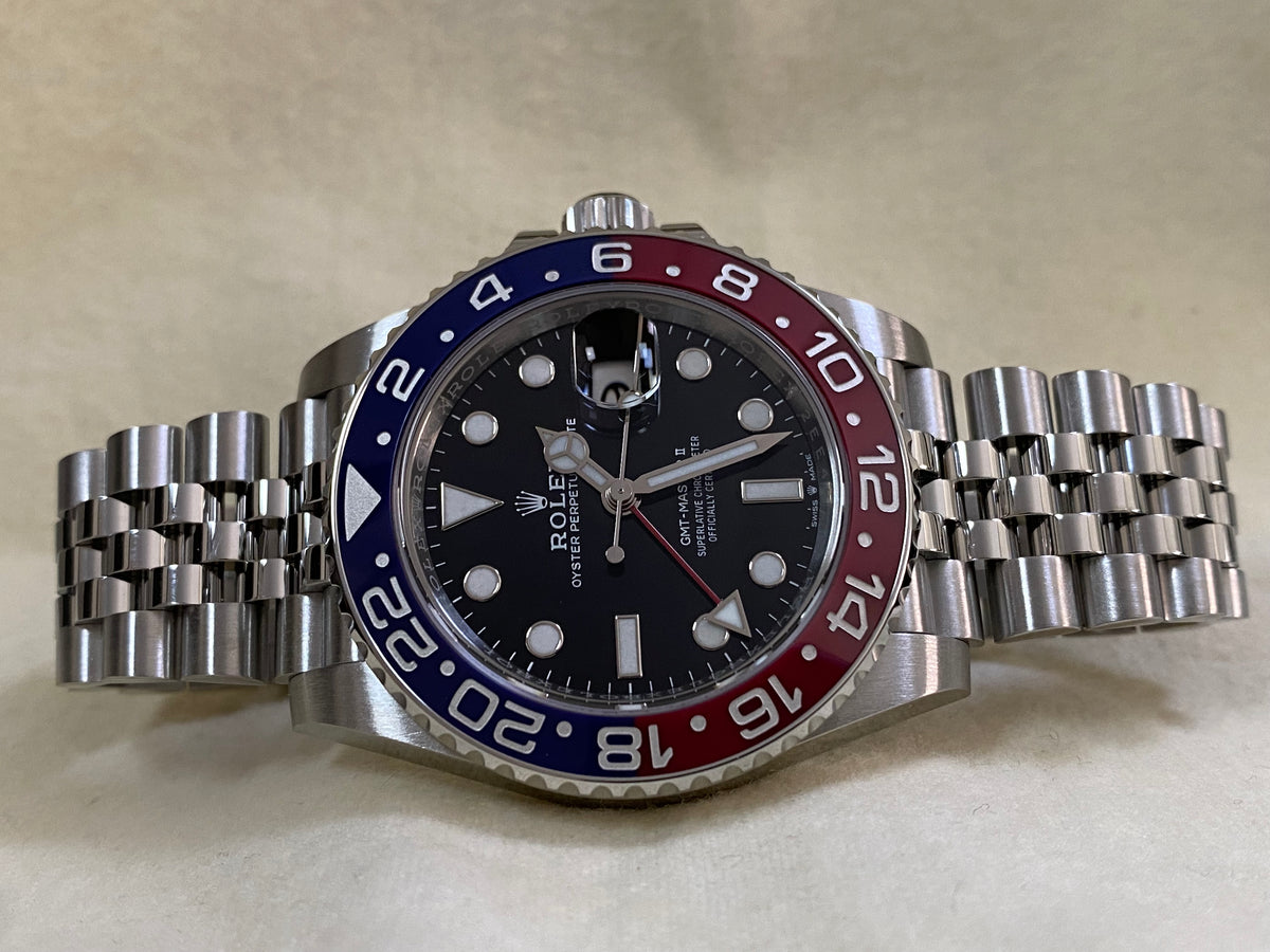 Rolex Oystersteel GMT-Master II - 2023 -"Pepsi" - Black Dial - Jubilee Bracelet - 126710BLRO *COMPLETE SET*