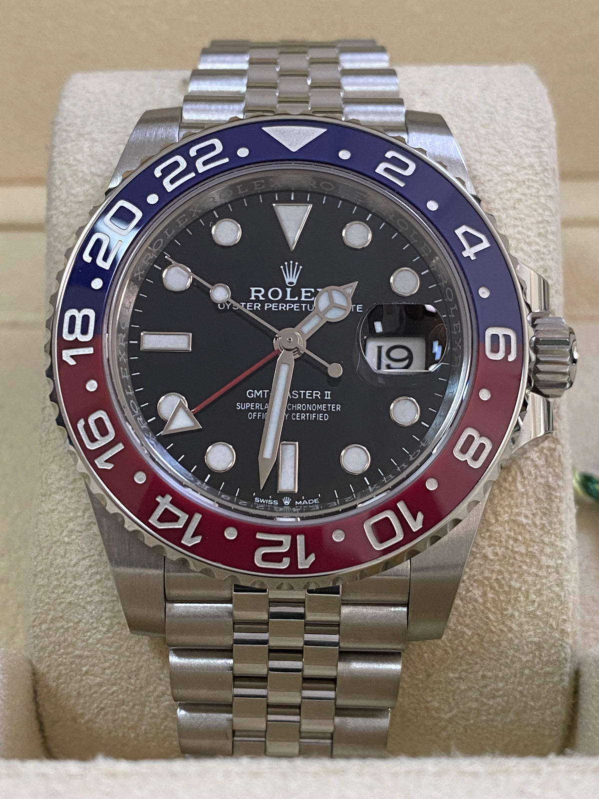 Rolex Oystersteel GMT-Master II - 2023 -"Pepsi" - Black Dial - Jubilee Bracelet - 126710BLRO *COMPLETE SET*