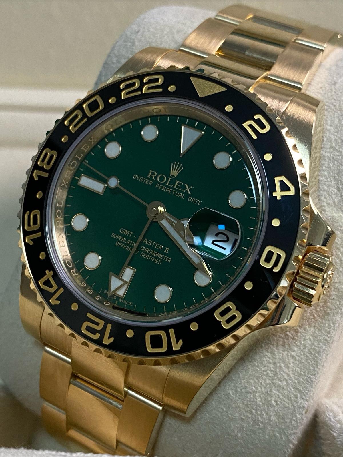 Rolex Yellow Gold GMT-Master II - 2014 - Black Bezel - Anniversary Green Dial - Oyster Bracelet - 116718LN *FULL SET*