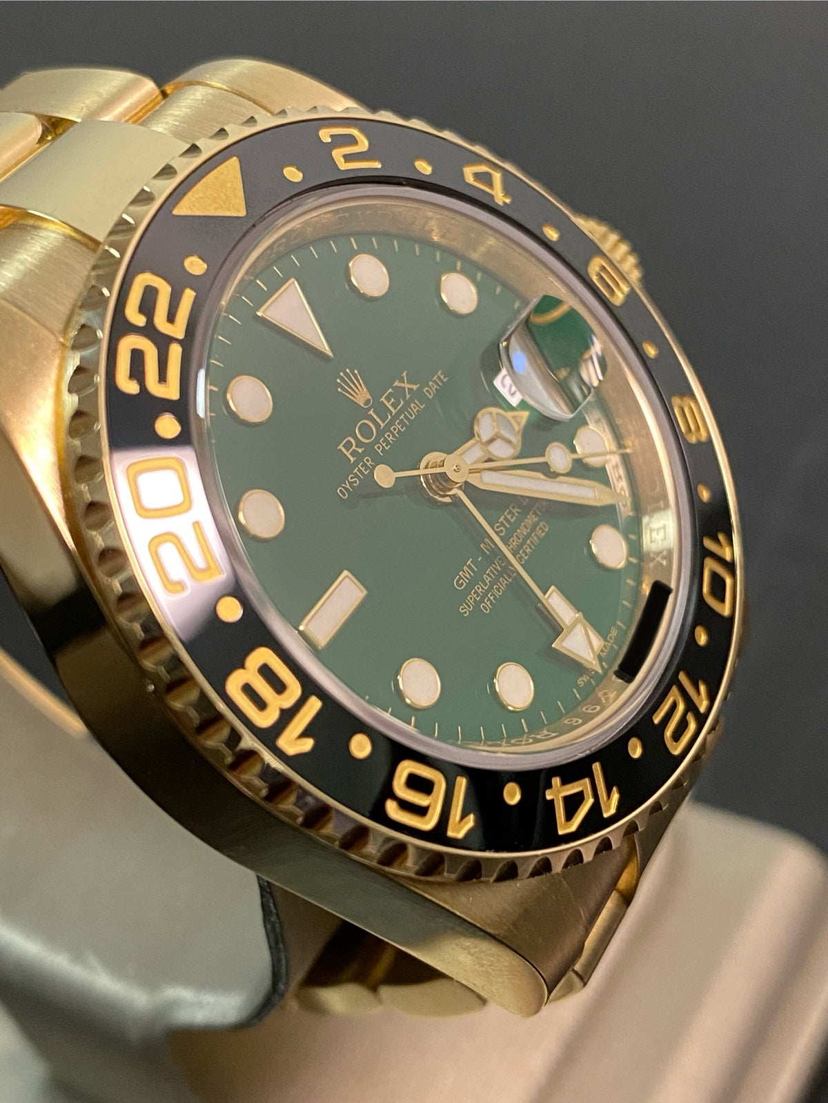 Rolex Yellow Gold GMT-Master II - 2014 - Black Bezel - Anniversary Green Dial - Oyster Bracelet - 116718LN *FULL SET*