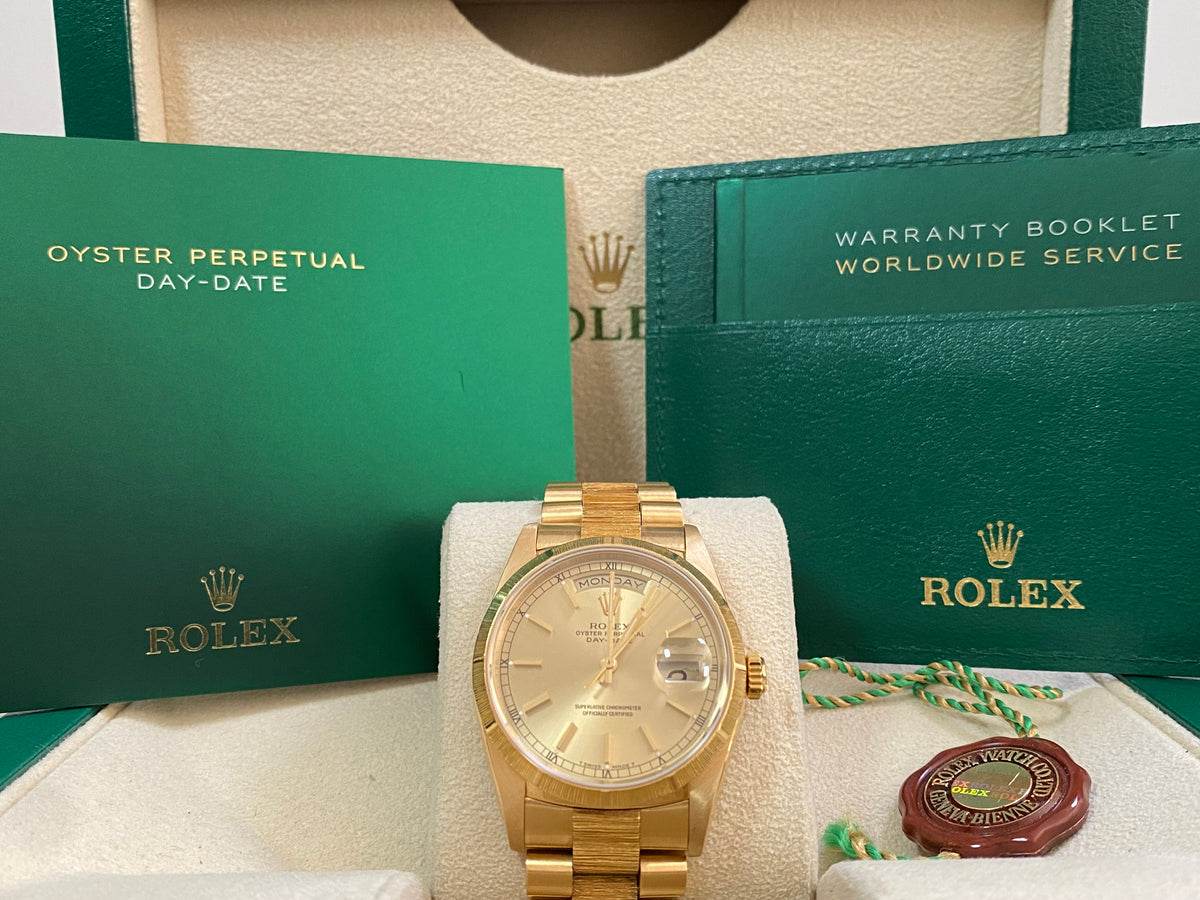 Rolex Yellow Gold Day-Date 36 - L serial - Fluted Bezel - Champagne Index Dial - President Bracelet - 18248