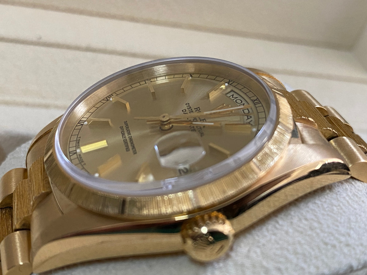 Rolex Yellow Gold Day-Date 36 - L serial - Fluted Bezel - Champagne Index Dial - President Bracelet - 18248