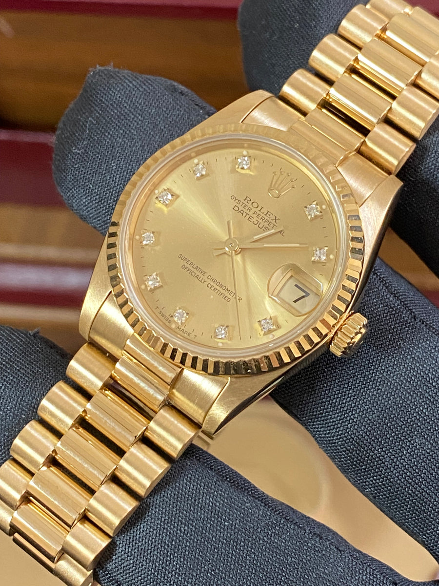 Rolex Yellow Gold Datejust 31 - L serial - Fluted Bezel - Factory Diamond Dial - President Bracelet - 68278