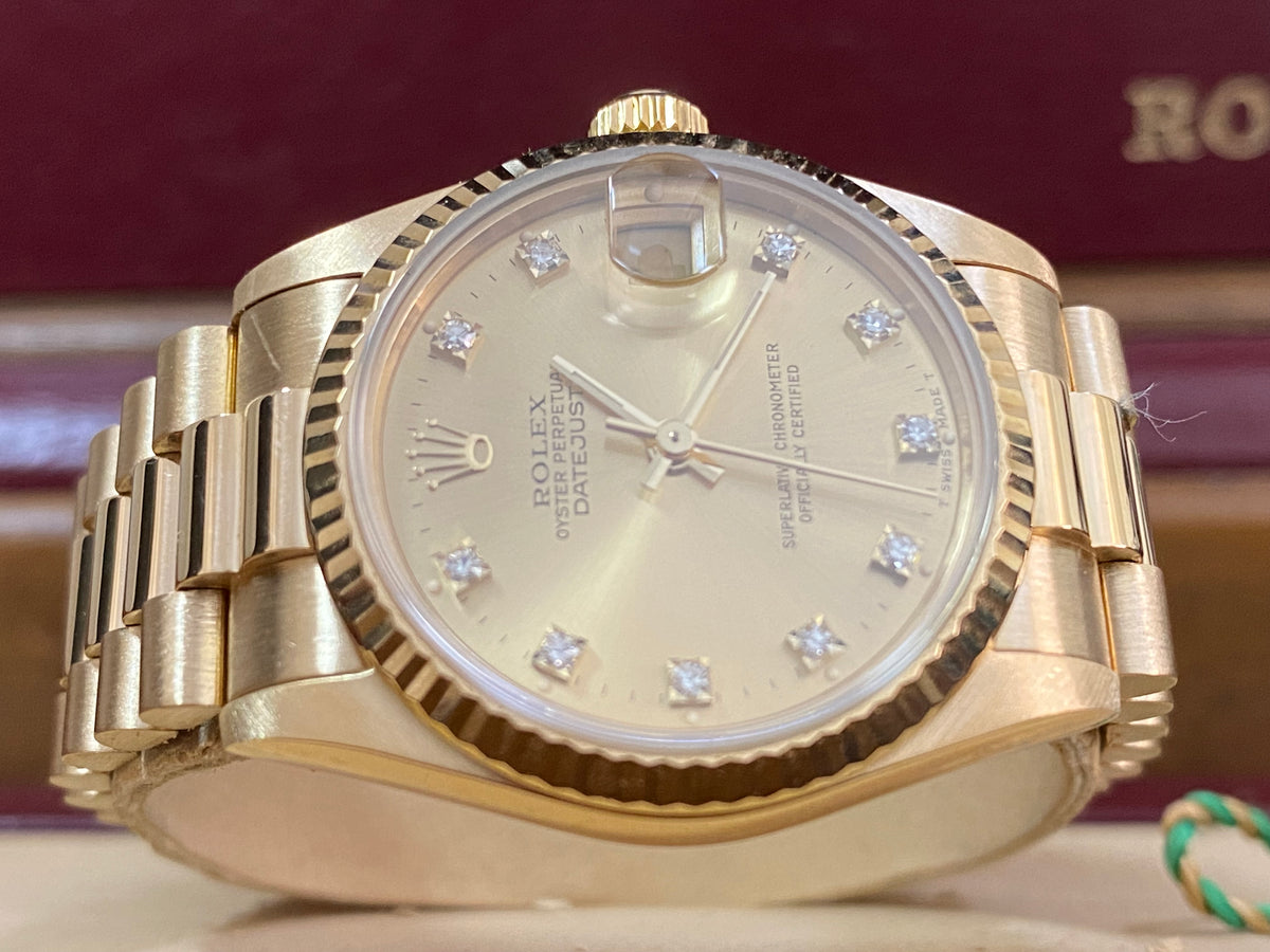 Rolex Yellow Gold Datejust 31 - L serial - Fluted Bezel - Factory Diamond Dial - President Bracelet - 68278