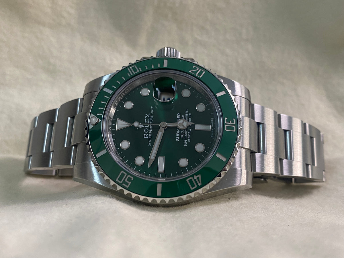 Rolex Steel Submariner Date - 2020 - "Hulk" - 116610LV *New Style Card*