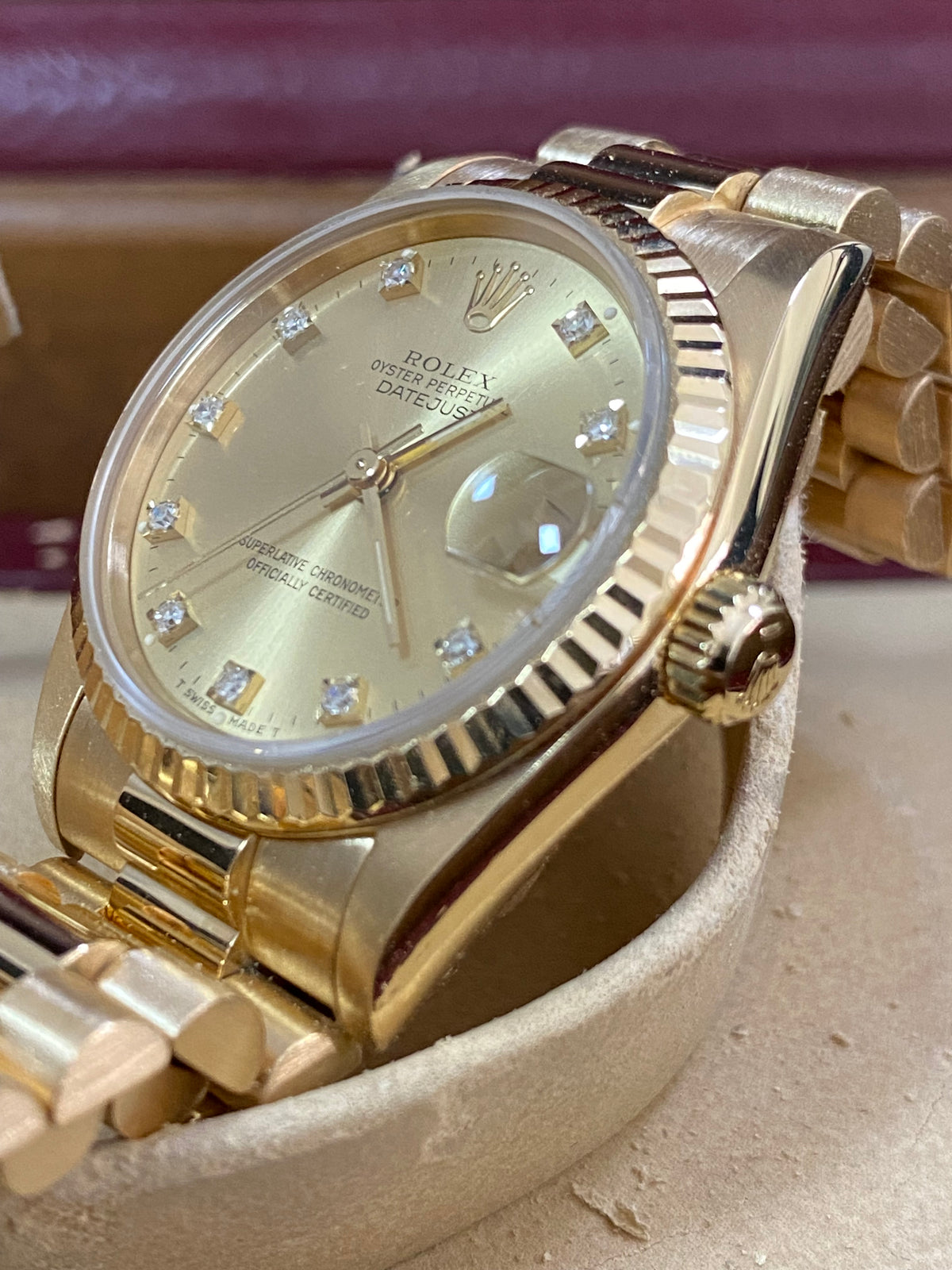 Rolex Yellow Gold Datejust 31 - L serial - Fluted Bezel - Factory Diamond Dial - President Bracelet - 68278