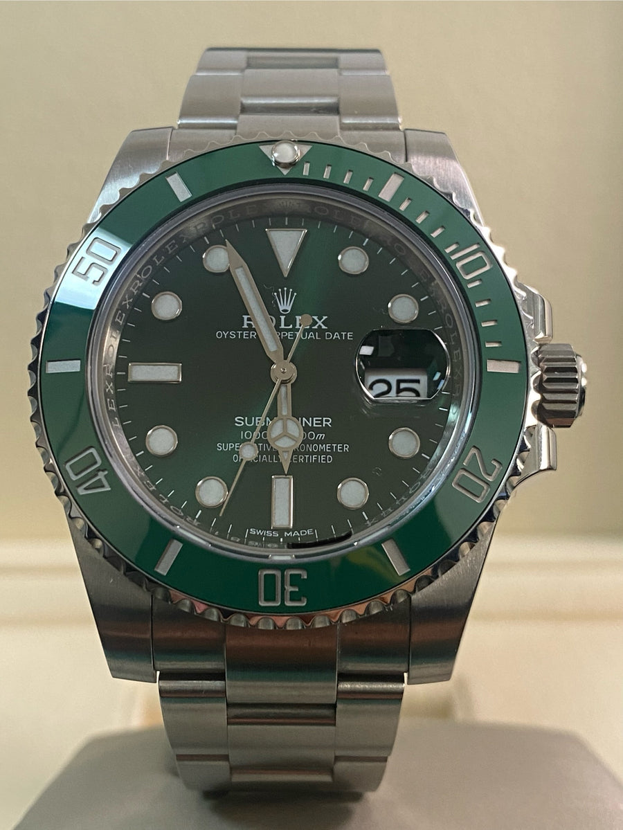 Rolex Steel Submariner Date - 2020 - "Hulk" - 116610LV *New Style Card*