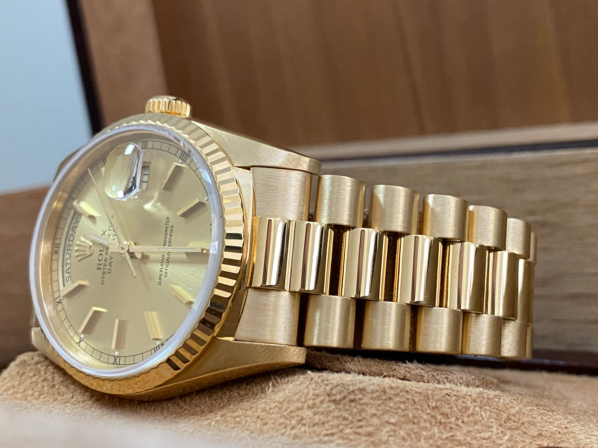 Rolex Yellow Gold Day-Date 36 - E serial - Fluted Bezel - Champagne Index Dial - Double Quickset - President Bracelet - 18238