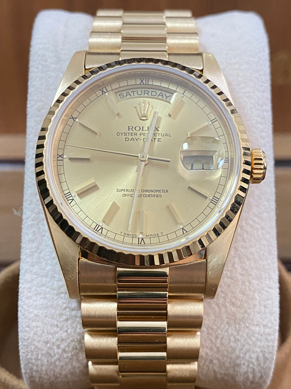 Rolex Yellow Gold Day-Date 36 - E serial - Fluted Bezel - Champagne Index Dial - Double Quickset - President Bracelet - 18238