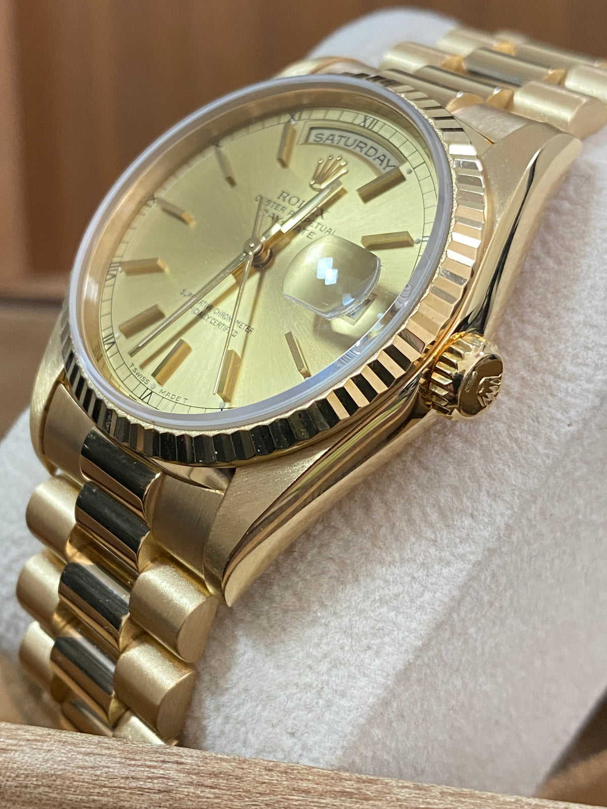 Rolex Yellow Gold Day-Date 36 - E serial - Fluted Bezel - Champagne Index Dial - Double Quickset - President Bracelet - 18238