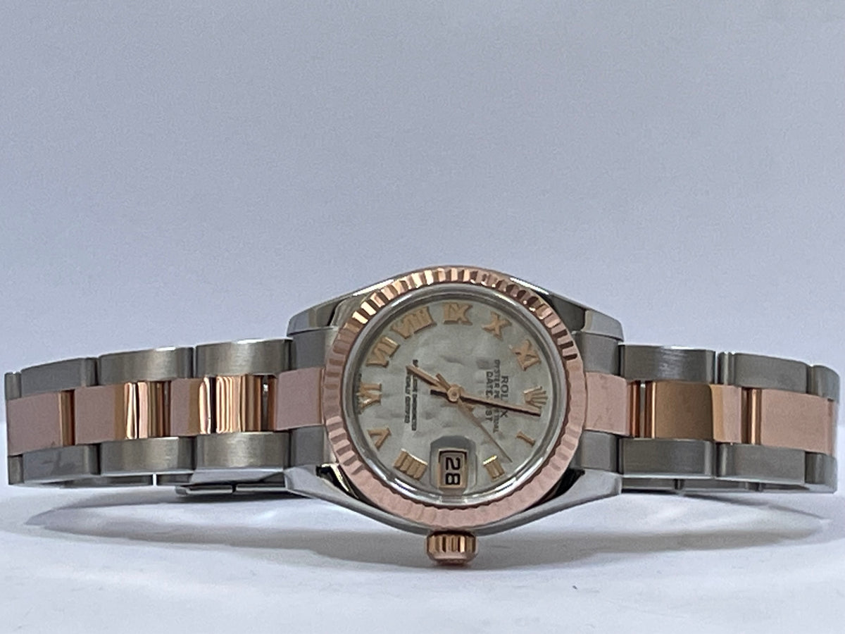 Rolex Everose Gold and Steel Lady-Datejust 26 - 2018 - Fluted Bezel - Mother-Of-Pearl Roman Dial - Oyster Bracelet - 179171