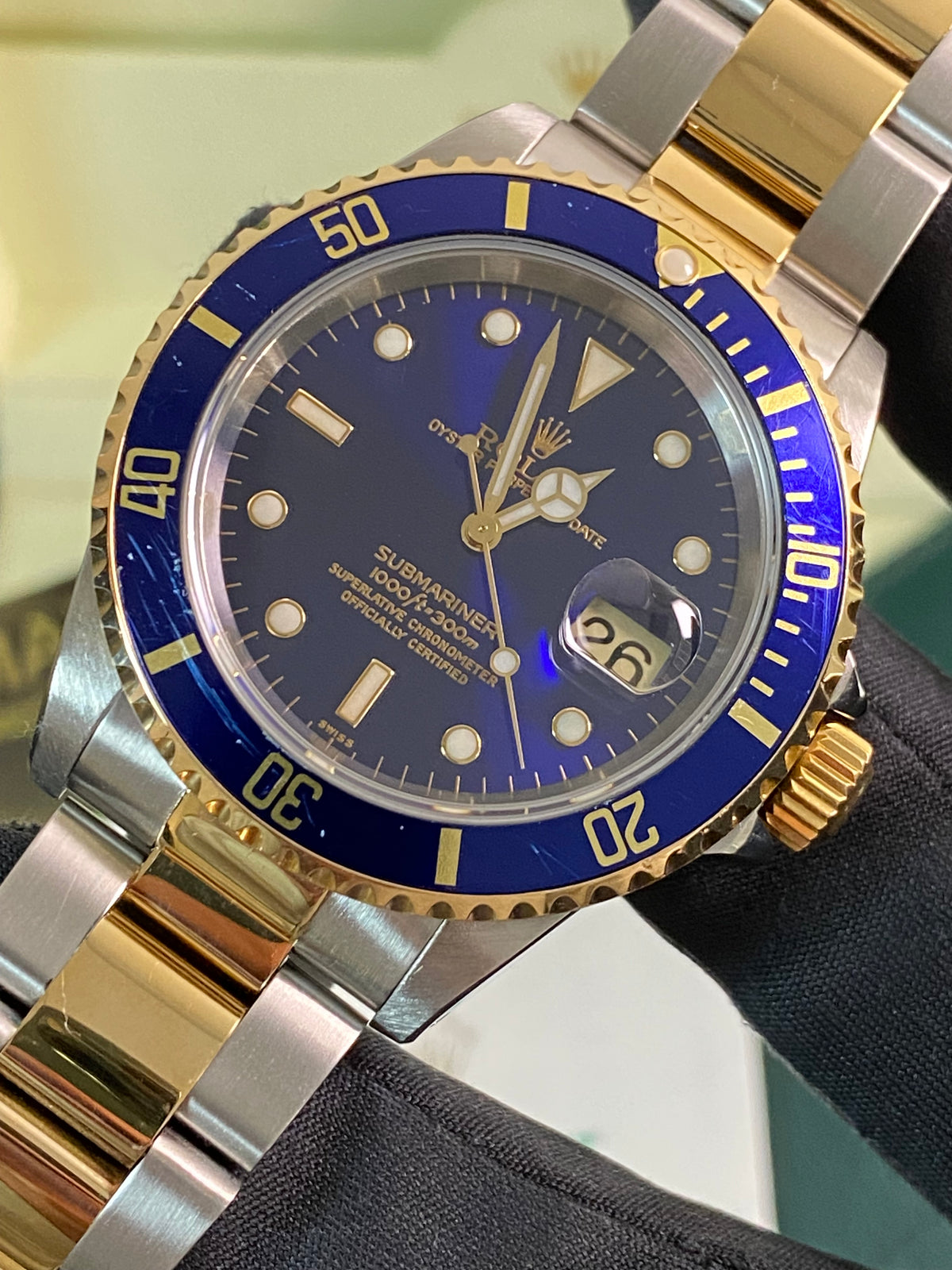 Rolex Steel and Yellow Gold Submariner Date - 1999 - "Bluesy" Pre Ceramic Bezel -Oyster Bracelet - 16613