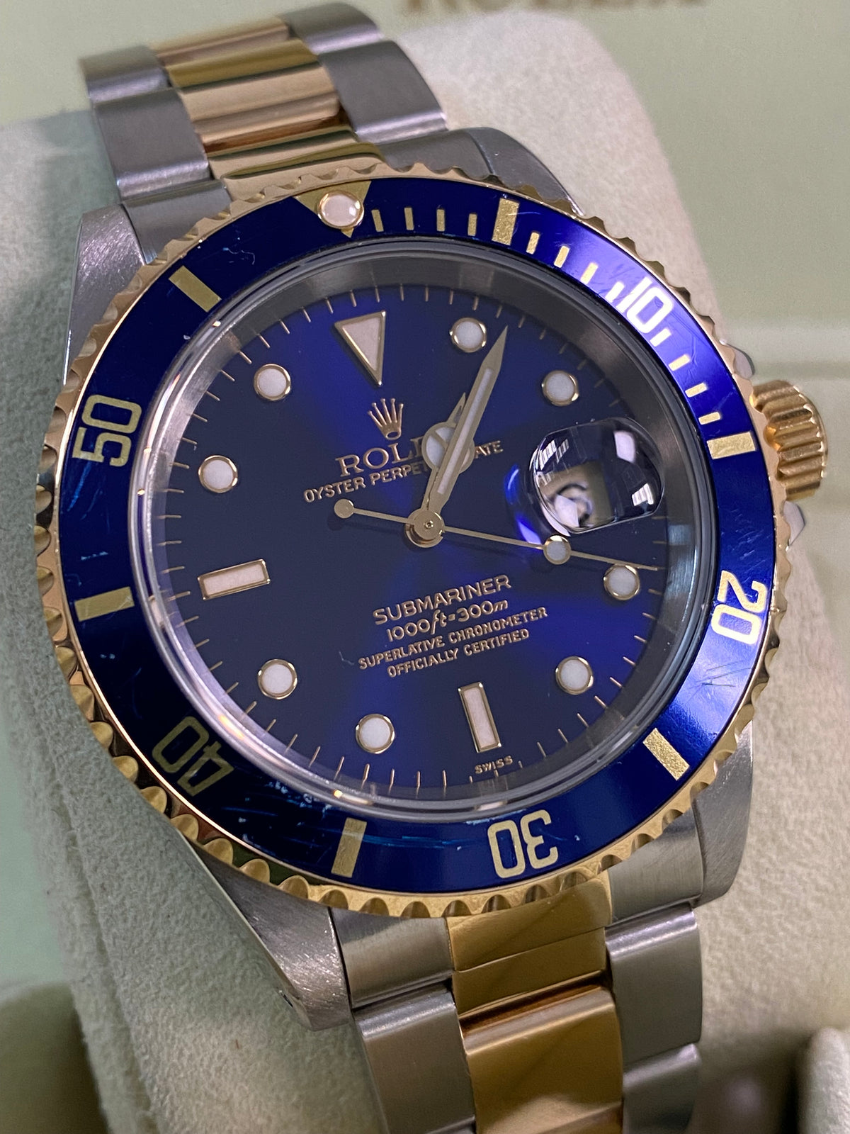 Rolex Steel and Yellow Gold Submariner Date - 1999 - "Bluesy" Pre Ceramic Bezel -Oyster Bracelet - 16613