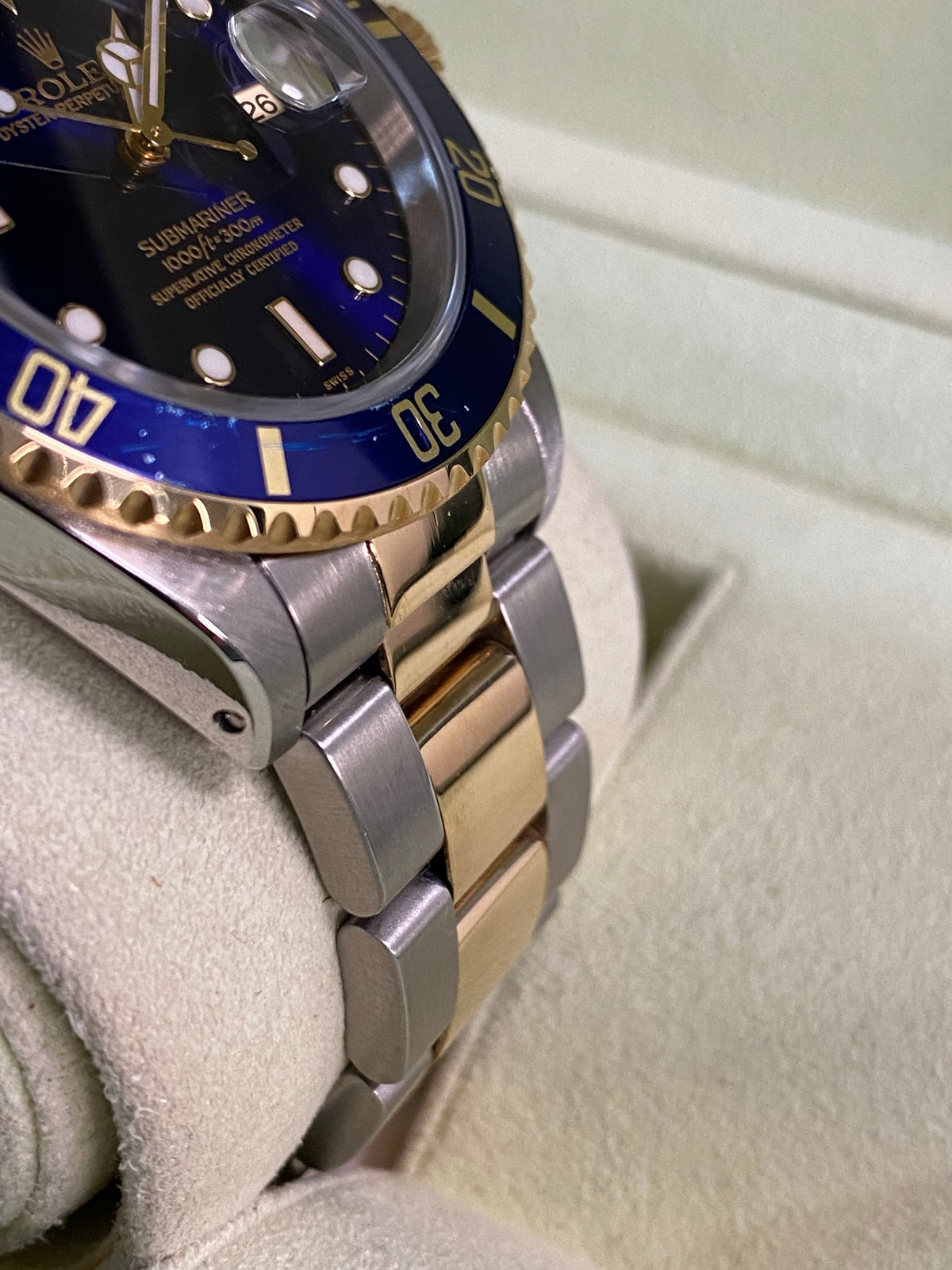 Rolex Steel and Yellow Gold Submariner Date - 1999 - "Bluesy" Pre Ceramic Bezel -Oyster Bracelet - 16613