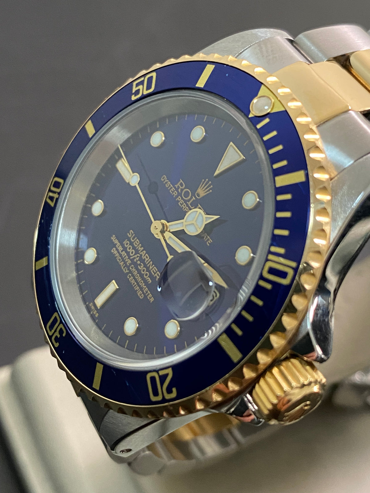 Rolex Steel and Yellow Gold Submariner Date - 1999 - "Bluesy" Pre Ceramic Bezel -Oyster Bracelet - 16613