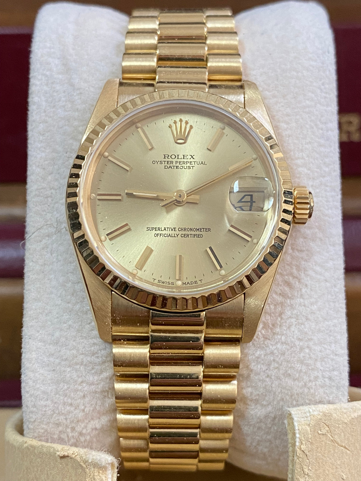 Rolex Yellow Gold Datejust 31 - Fluted Bezel - Champagne Index Dial - President Bracelet - 68278