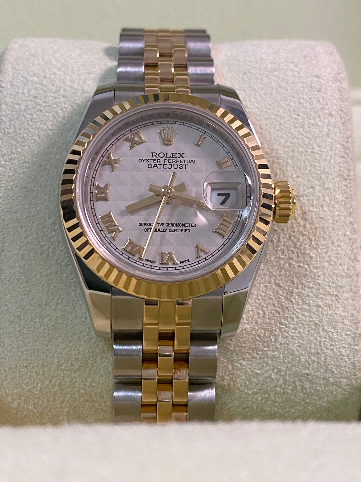 Rolex Yellow Gold and Steel Lady-Datejust - Z serial - Fluted Bezel - Ivory Pyramid Dial - Jubilee Bracelet - 179173 *FULL SET*