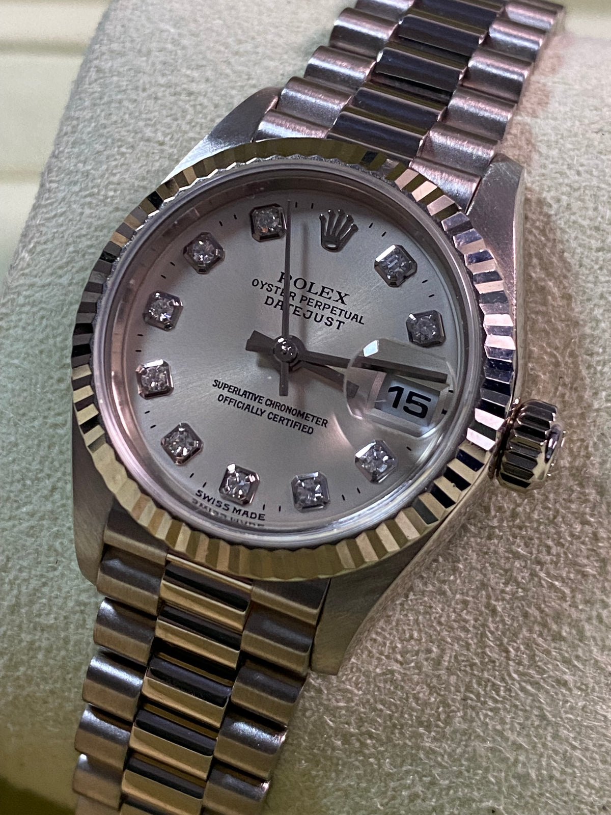 Rolex White Gold Lady-Datejust - P serial - Fluted Bezel - Factory Diamond Dial - President Bracelet - 79179